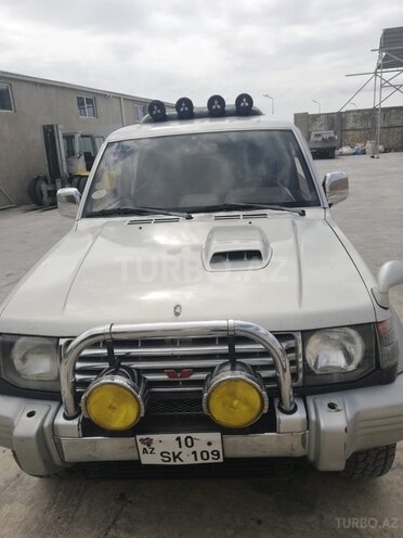 Mitsubishi Pajero 1993, 450,000 km - 2.8 l - Bakı
