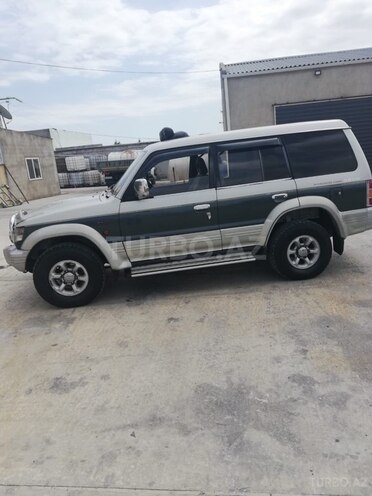 Mitsubishi Pajero 1993, 450,000 km - 2.8 l - Bakı