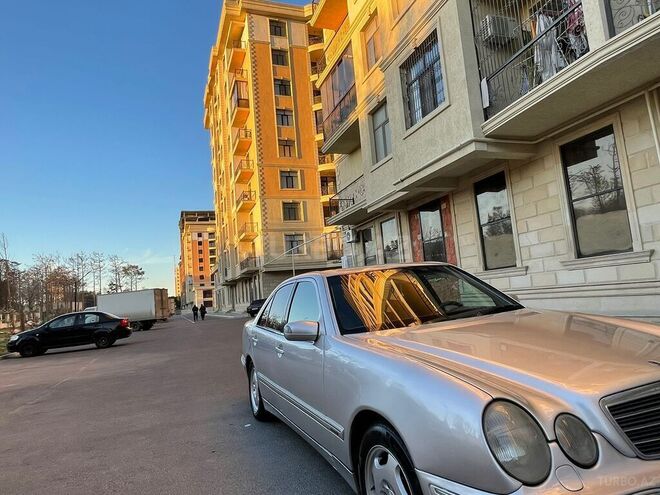 Mercedes E 280 1999, 321,000 km - 2.8 л - Bakı