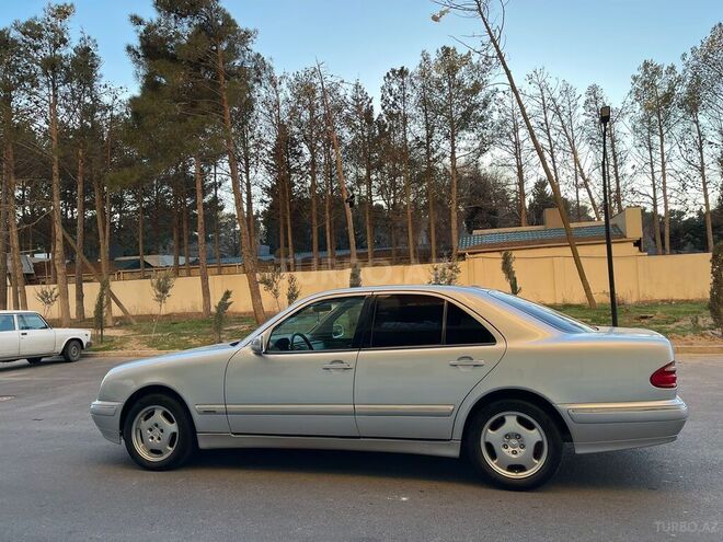 Mercedes E 280 1999, 321,000 km - 2.8 л - Bakı