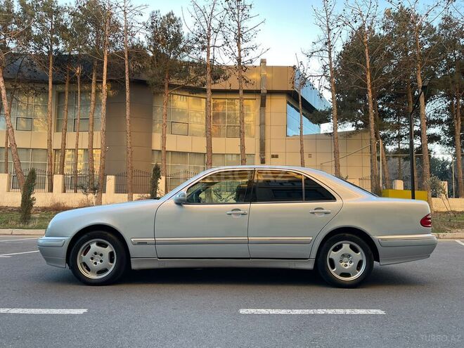 Mercedes E 280 1999, 321,000 km - 2.8 л - Bakı