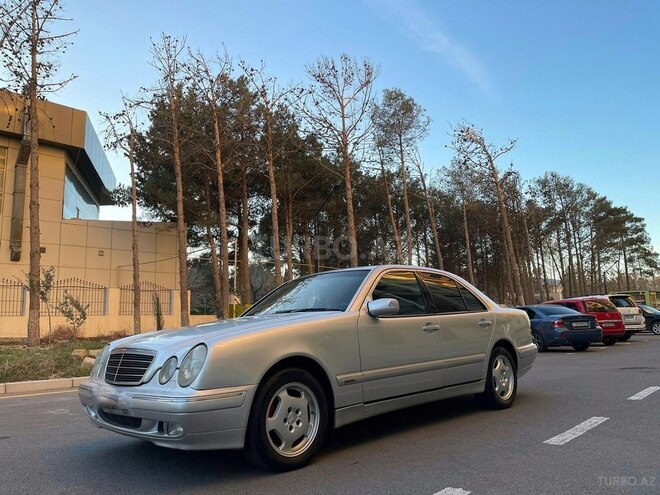 Mercedes E 280 1999, 321,000 km - 2.8 л - Bakı