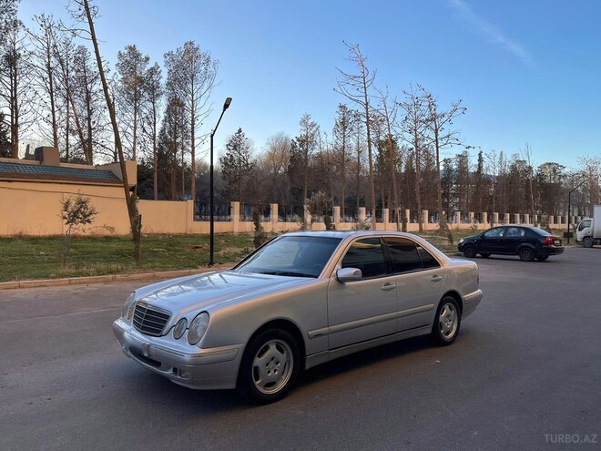 Mercedes E 280 1999, 321,000 km - 2.8 л - Bakı