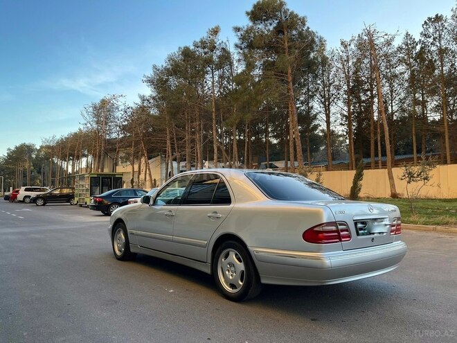 Mercedes E 280 1999, 321,000 km - 2.8 л - Bakı