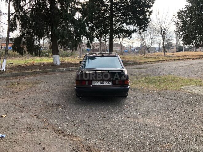 Mercedes 190 1991, 498,875 km - 1.8 л - Qazax