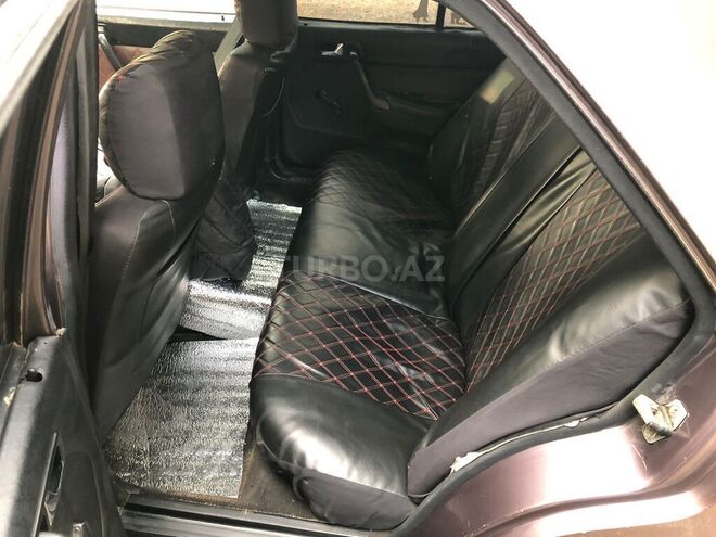 Mercedes 190 1991, 498,875 km - 1.8 л - Qazax