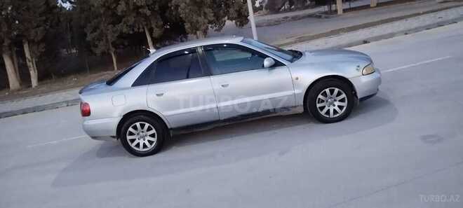 Audi A4 1998, 251,423 km - 1.8 l - Sumqayıt