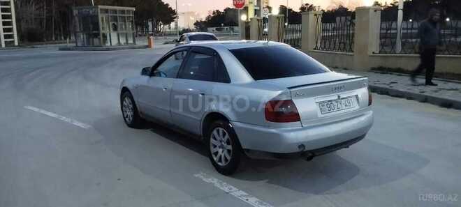 Audi A4 1998, 251,423 km - 1.8 l - Sumqayıt