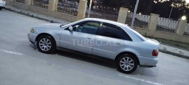 Audi A4 1998, 251,423 km - 1.8 l - Sumqayıt