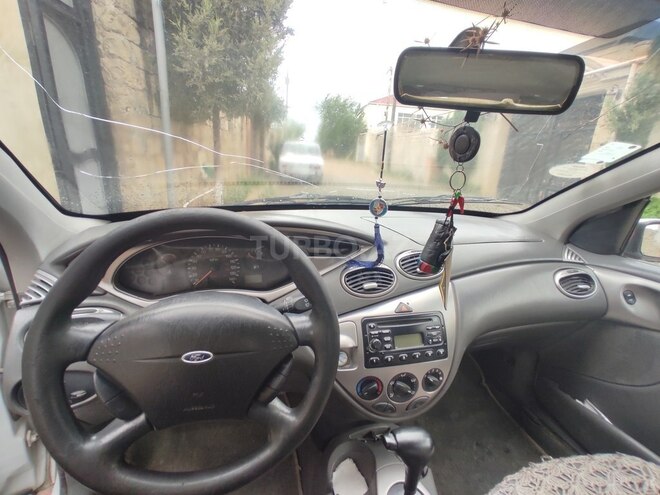 Ford Focus 2001, 290,000 km - 2.0 l - Bakı