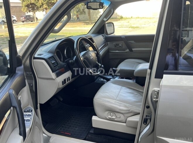 Mitsubishi Pajero 2007, 224,741 km - 3.0 л - İmişli