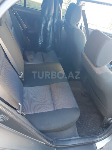 Toyota Corolla 2006, 180,000 km - 1.4 l - Bakı