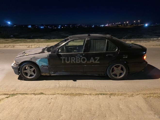 BMW 318 1993, 300,000 km - 1.8 l - Bakı