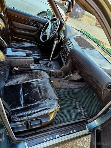 BMW 525 1995, 400,000 km - 2.5 l - Bakı