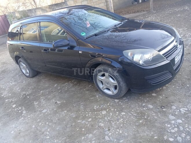 Opel Astra 2006, 200,000 km - 1.4 l - Qusar