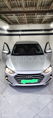 Hyundai Elantra 2018, 205,357 km - 1.6 л - Bakı