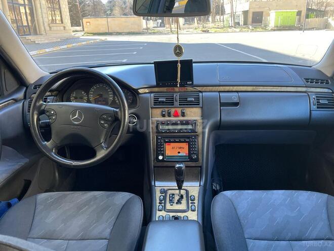 Mercedes E 240 2000, 279,759 km - 2.4 l - Sumqayıt