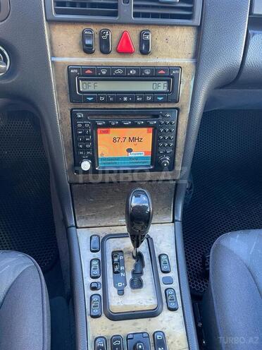 Mercedes E 240 2000, 279,759 km - 2.4 l - Sumqayıt