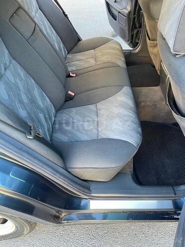 Mercedes E 240 2000, 279,759 km - 2.4 l - Sumqayıt