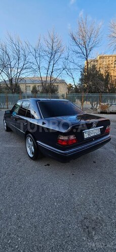 Mercedes E 200 1995, 520,000 km - 2.0 l - Bakı