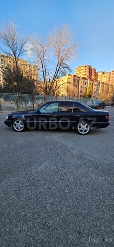 Mercedes E 200 1995, 520,000 km - 2.0 l - Bakı