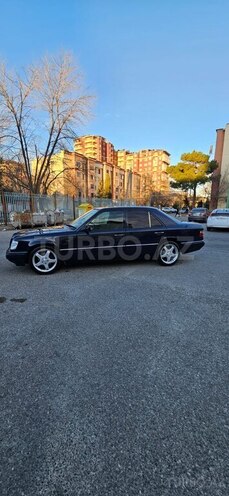 Mercedes E 200 1995, 520,000 km - 2.0 l - Bakı