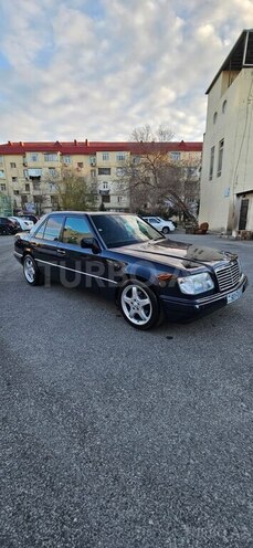 Mercedes E 200 1995, 520,000 km - 2.0 l - Bakı