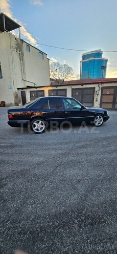 Mercedes E 200 1995, 520,000 km - 2.0 l - Bakı