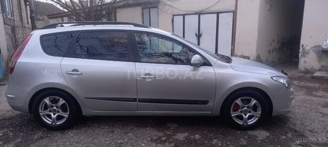 Hyundai i30 2010, 279,000 km - 1.6 л - Bakı