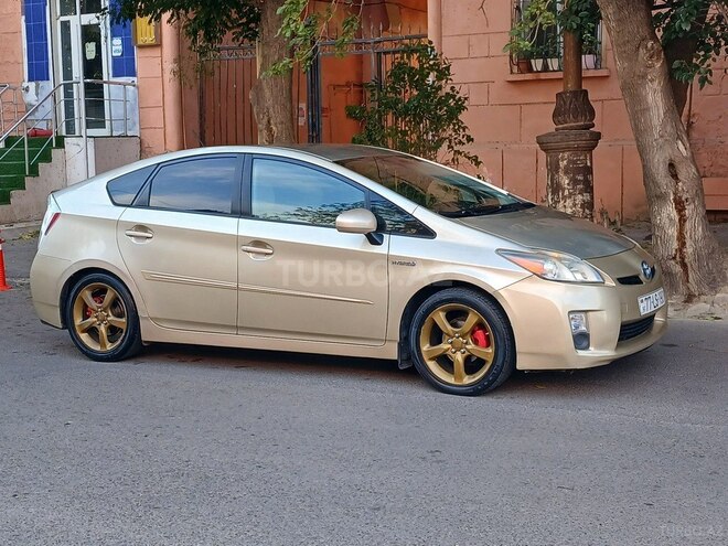 Toyota Prius 2010, 210,000 km - 1.8 l - Bakı