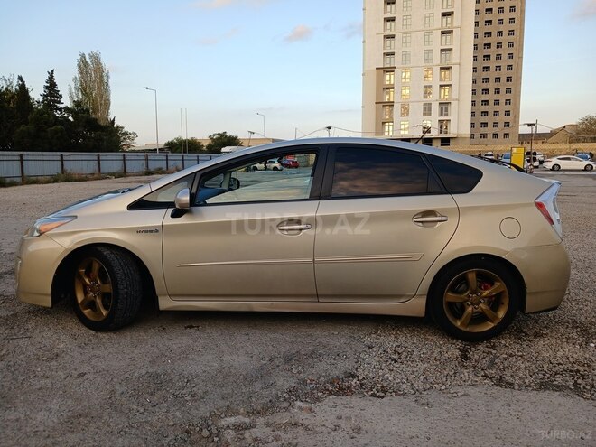 Toyota Prius 2010, 210,000 km - 1.8 l - Bakı