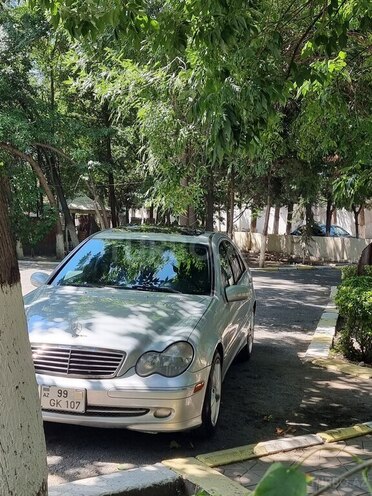 Mercedes C 230 2004, 311,211 km - 1.8 l - Ucar