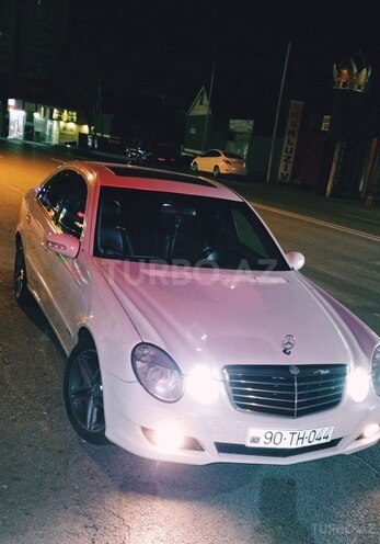 Mercedes E 220 2006, 370,000 km - 2.2 l - Bakı