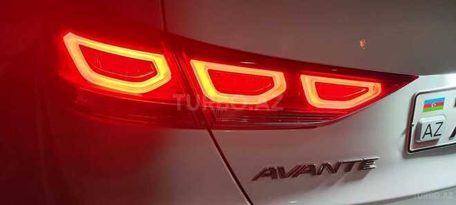 Hyundai Elantra 2015, 83,000 km - 1.6 l - Qəbələ