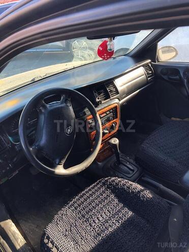 Opel Vectra 1996, 300,000 km - 2.0 l - Bakı