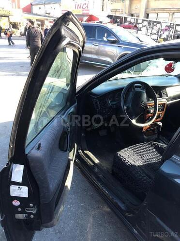 Opel Vectra 1996, 300,000 km - 2.0 l - Bakı