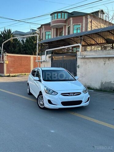 Hyundai Accent 2014, 200,000 km - 1.6 l - Bakı