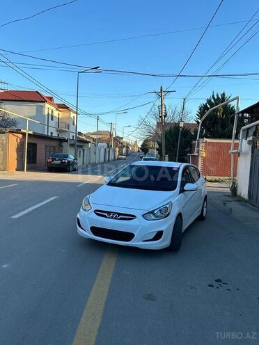 Hyundai Accent 2014, 200,000 km - 1.6 l - Bakı