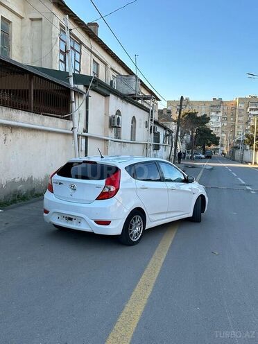 Hyundai Accent 2014, 200,000 km - 1.6 l - Bakı