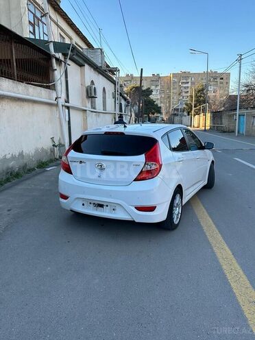 Hyundai Accent 2014, 200,000 km - 1.6 l - Bakı