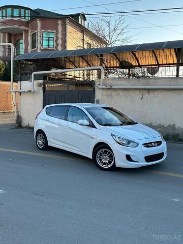 Hyundai Accent 2014, 200,000 km - 1.6 l - Bakı
