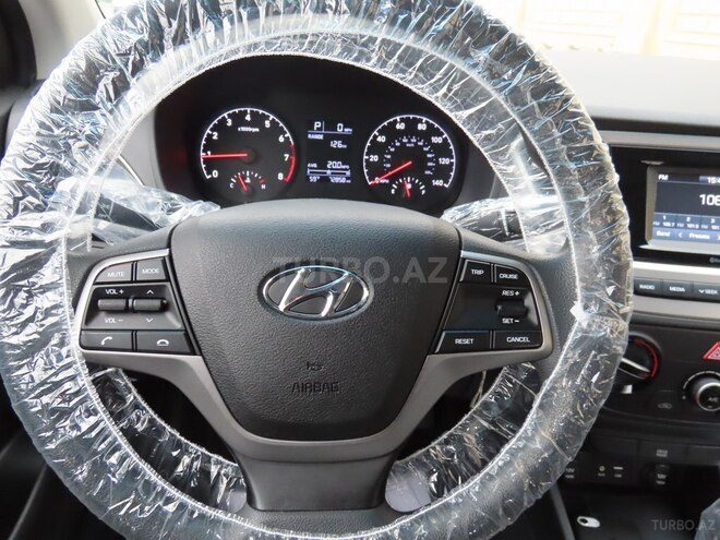 Hyundai Accent 2020, 73,500 km - 1.6 l - Bakı