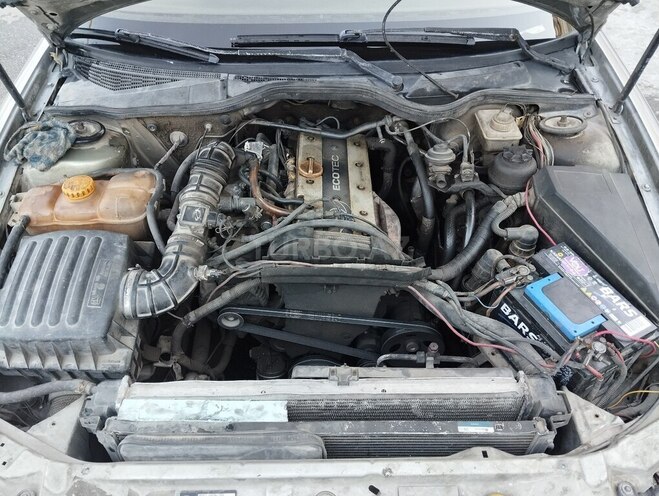 Opel Omega 1994, 235,680 km - 2.0 l - Bakı