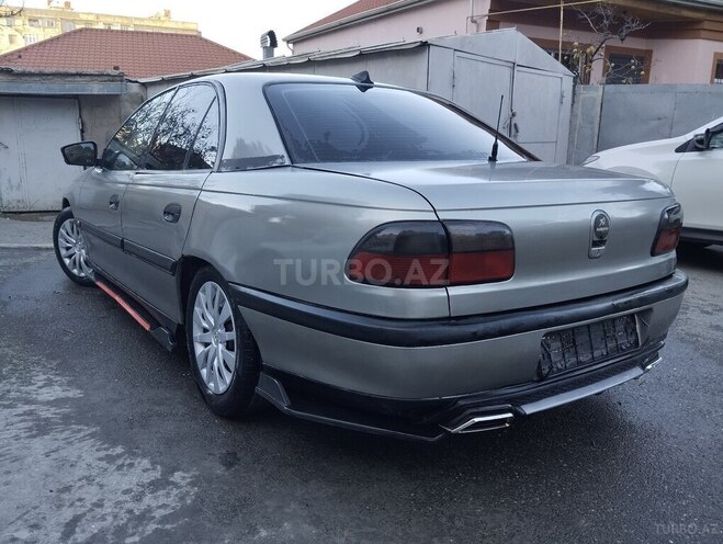 Opel Omega 1994, 235,680 km - 2.0 l - Bakı