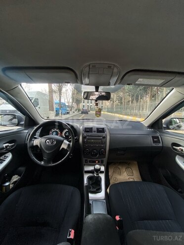 Toyota Corolla 2009, 193,000 km - 1.4 l - Bakı