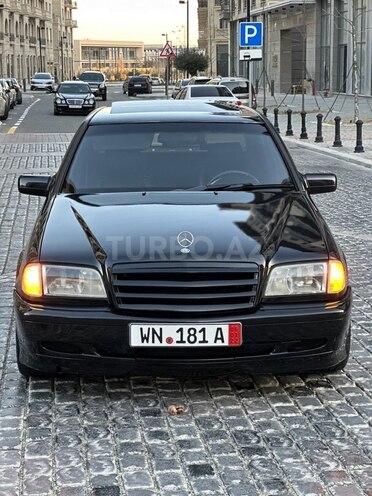 Mercedes C 280 2000, 231,000 km - 2.8 l - Bakı