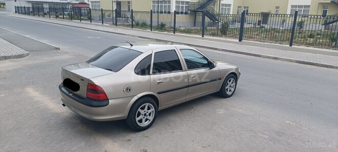 Opel Vectra 1996, 298,519 km - 2.0 l - Bakı
