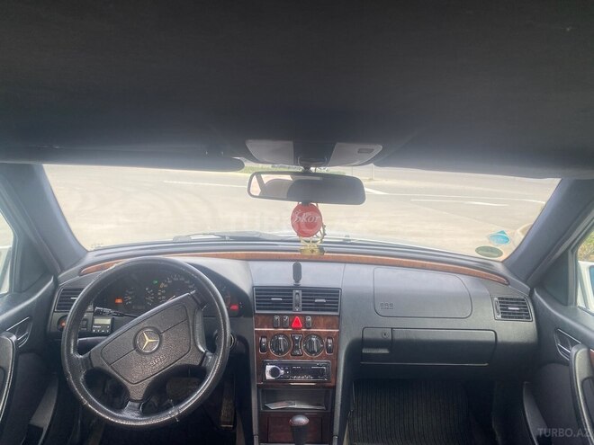 Mercedes C 220 1999, 458,000 km - 2.2 l - Bakı