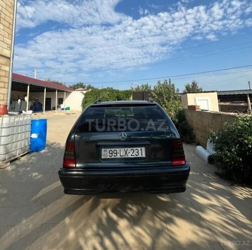 Mercedes C 220 2000, 345,000 km - 2.2 l - Sabirabad