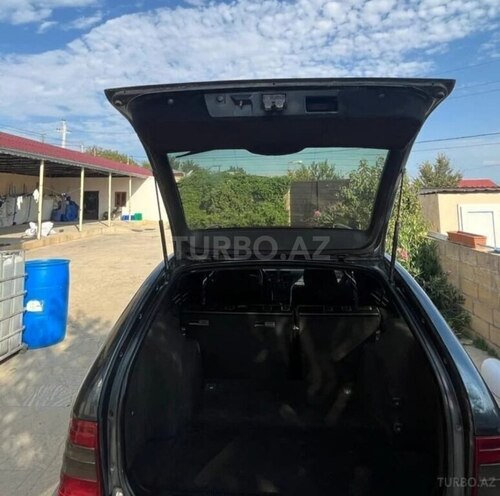 Mercedes C 220 2000, 345,000 km - 2.2 l - Sabirabad
